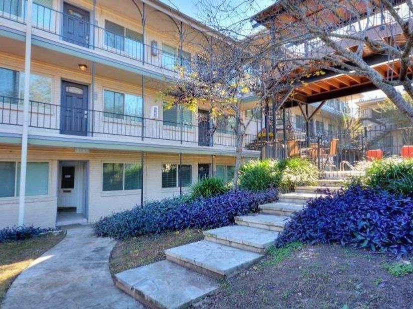 1202 Newning Ave 311, Austin TX 78704