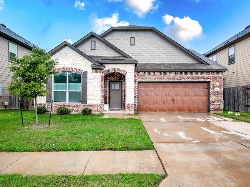 7616 Groundhog WAY, Austin TX 78744