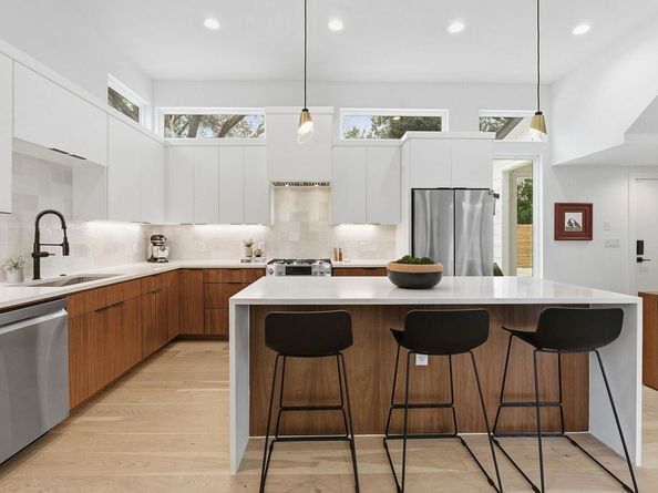 610 Amesbury LN A, Austin TX 78752