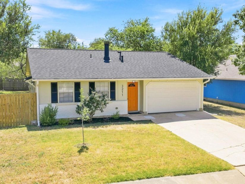 3211 Plantation RD, Austin TX 78745