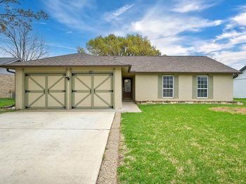 1605 Greyson DR