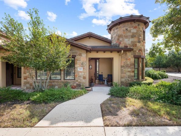 108 Rivalto CIR 5, Lakeway TX 78734