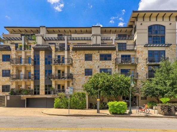 1812 West Avenue Ave 303, Austin TX 78701