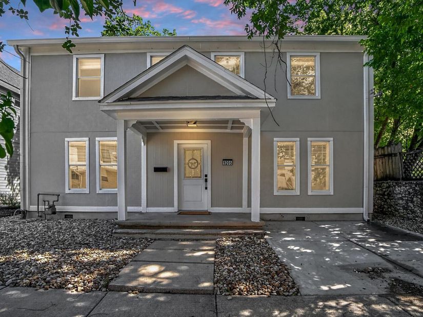 1205 E 9th ST, Austin TX 78702