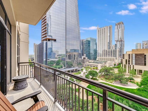 311 W 5th ST 1002, Austin TX 78701
