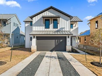 711 N Paleface Ranch RD