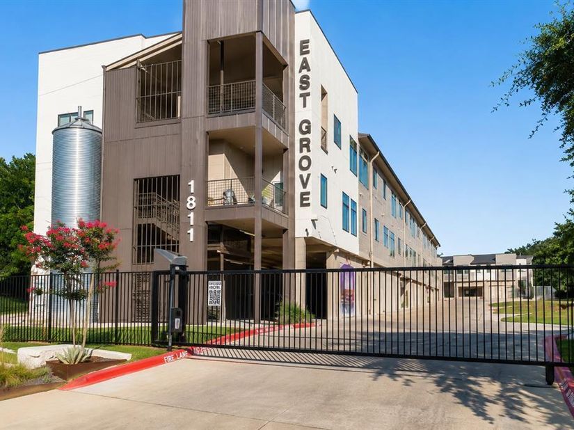 1811 Webberville RD 1210, Austin TX 78721