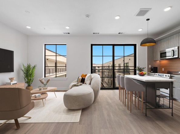 4315 S Congress Ave 208, Austin TX 78745