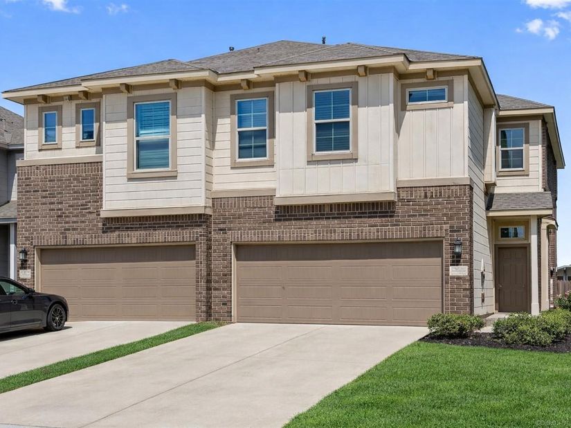 2202 Dillon Pond LN B, Pflugerville TX 78660