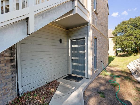 2450 Wickersham LN 101, Austin TX 78741