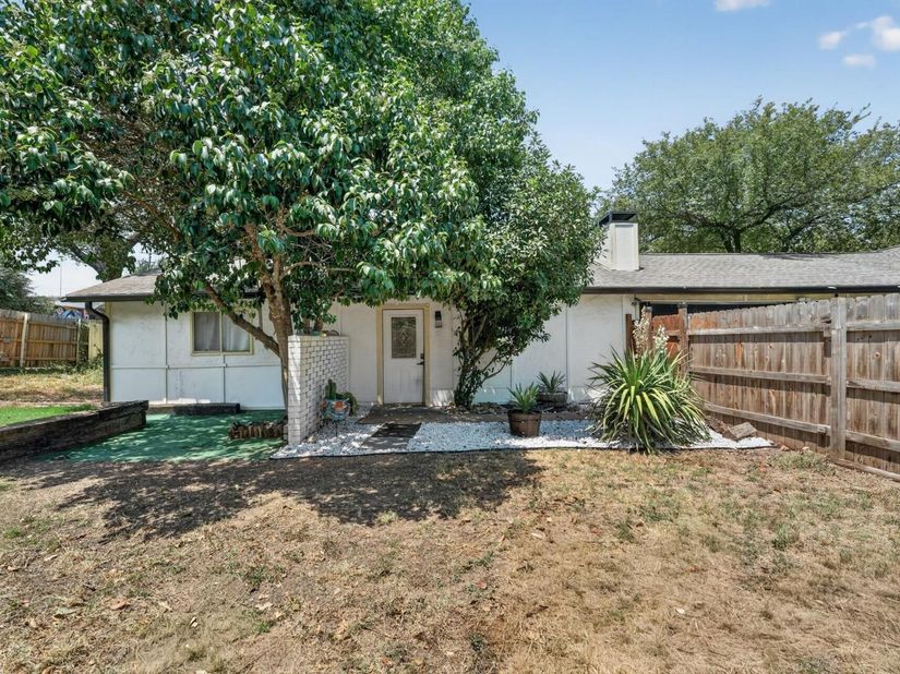 1628 Royal Hill DR, Austin TX 78741
