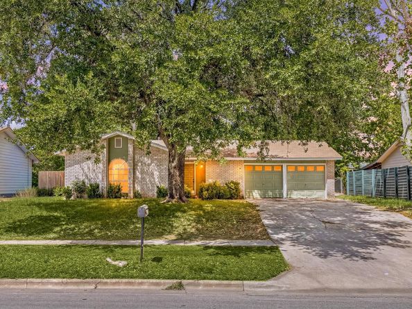 2412 E Stassney LN, Austin TX 78744