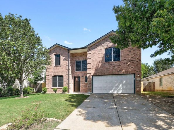 709 Los Robles Rd, Leander TX 78641
