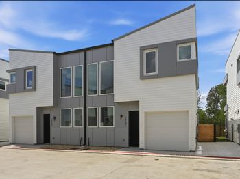 2000 Riverside Farms RD
