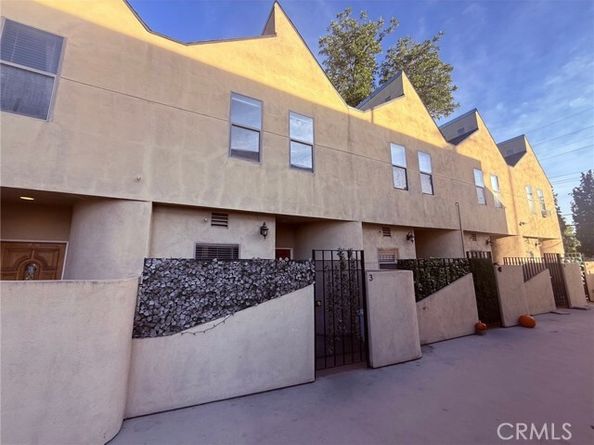 14256 Victory Boulevard 3, Van Nuys (los Angeles) CA 91401