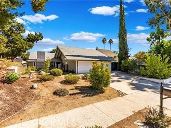 8380 Kentland, West Hills (los Angeles) CA 91304