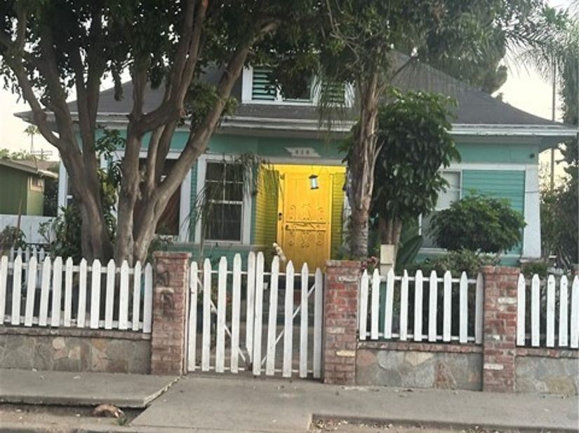 516 E 23rd, Los Angeles CA 90011