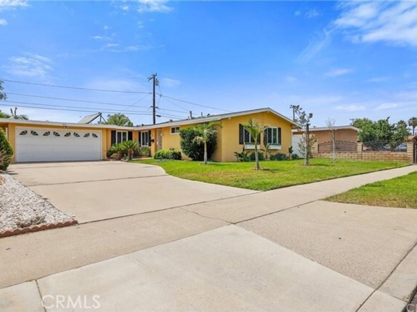 935 N Fairview, Anaheim CA 92801