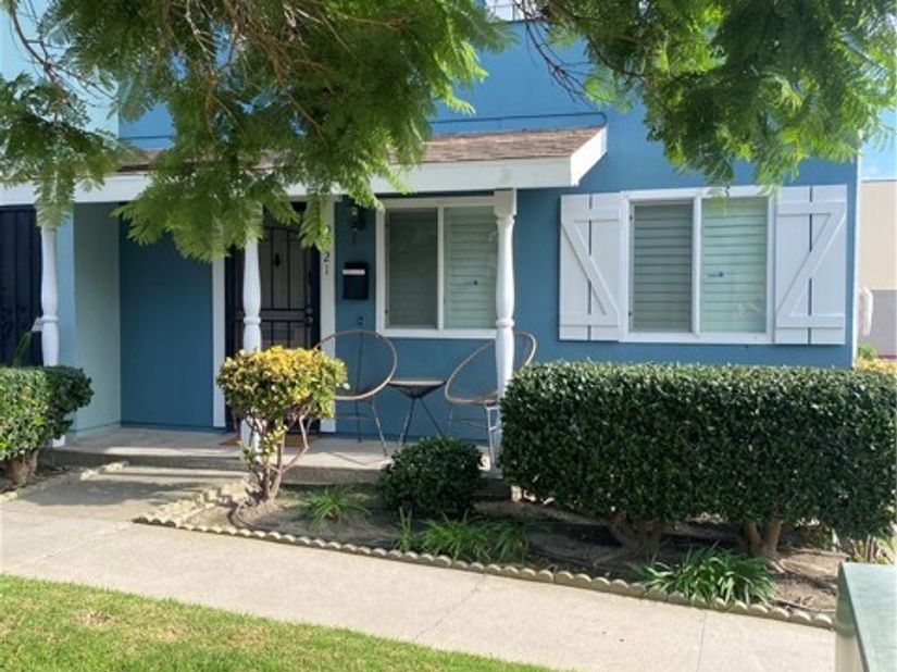 9921 Cornwall, Huntington Beach CA 92646
