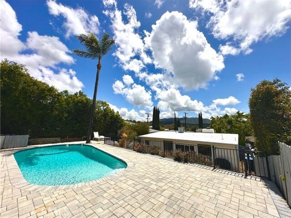 7335 Kyle, Tujunga (los Angeles) CA 91042