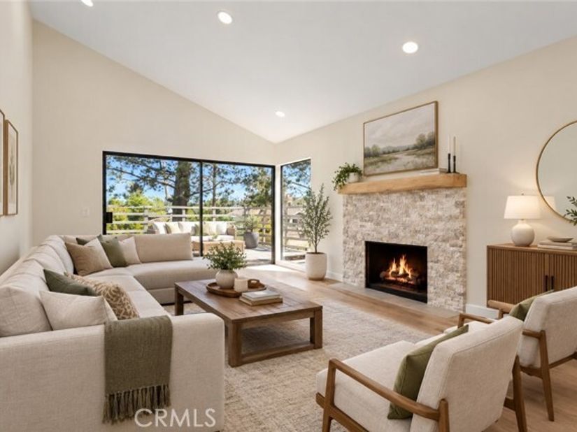6595 E Paseo Murillo, Anaheim CA 92807
