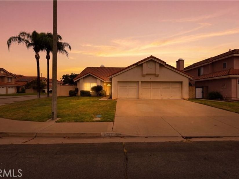 2127 E Bellbrook, Covina CA 91724