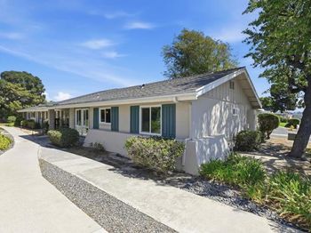 3760 Vista Campana