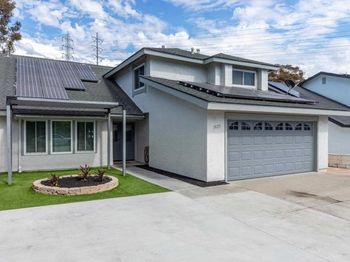 1025 Arroyo Dr