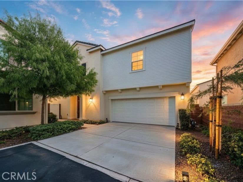 16405 Globetrotter, Chino CA 91708