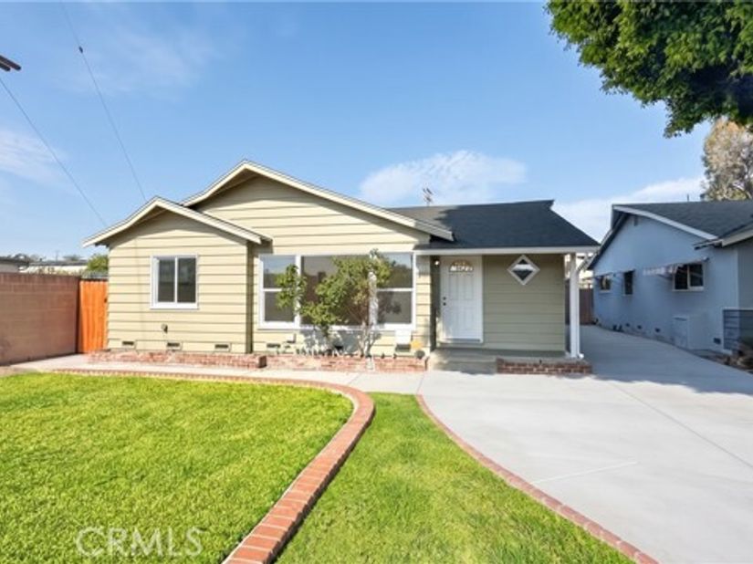 6651 Coronado, Long Beach CA 90805