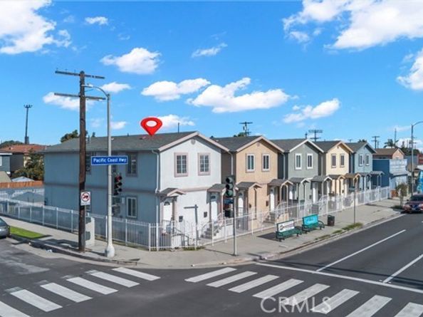 1301 E Pacific Coast, Wilmington (los Angeles) CA 90744