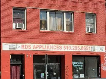 2560 International Blvd.