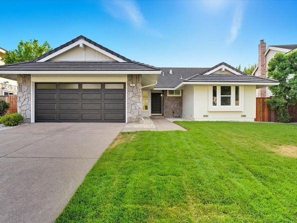 11 Paddock Ct, Pleasant Hill CA 94523