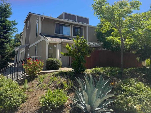 104 Mission Dr, Pleasanton CA 94566