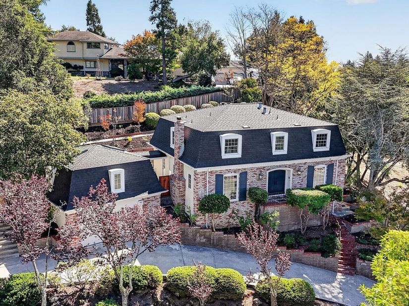 4571 Ewing Rd, Castro Valley CA 94546