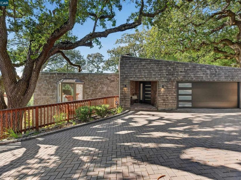 6 El Patio, Orinda CA 94563