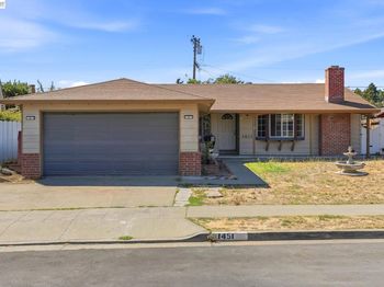 1451 Linfield Ln