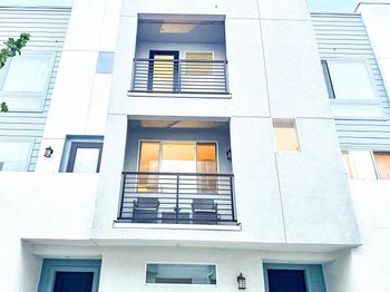 600 Apricot Way