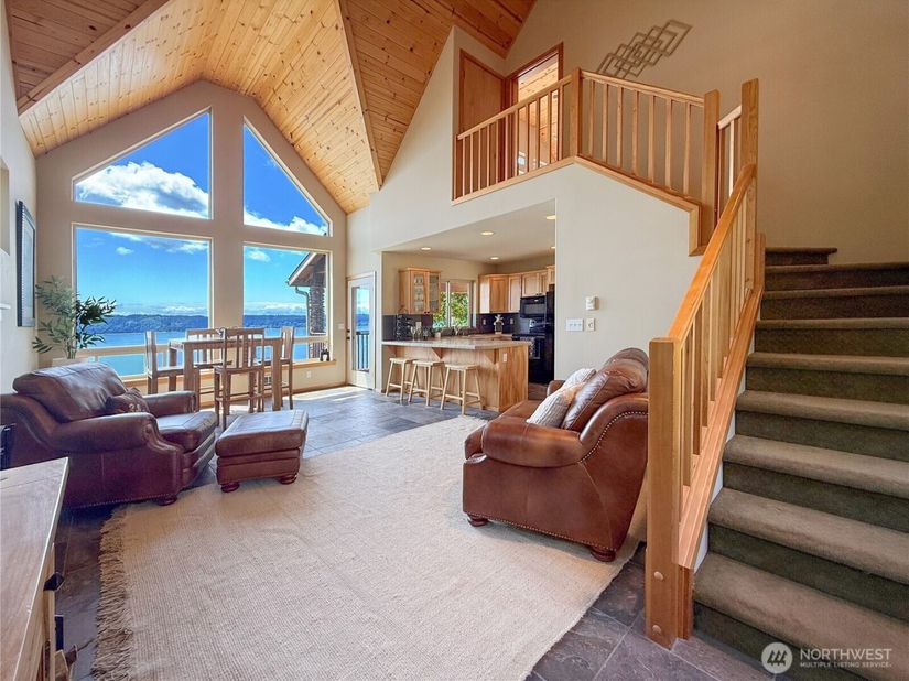49 M Whidbey Island Drive, Hat Island WA 98206