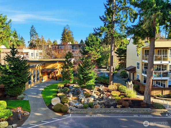 22910 90th Avenue W D105, Edmonds WA 98026