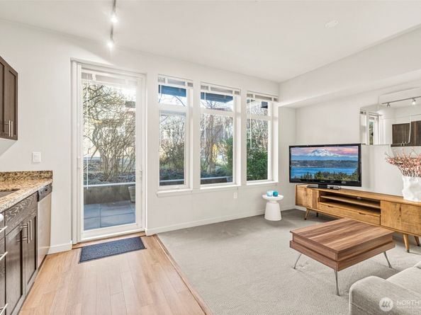 15100 6th Avenue SW 312, Burien WA 98166