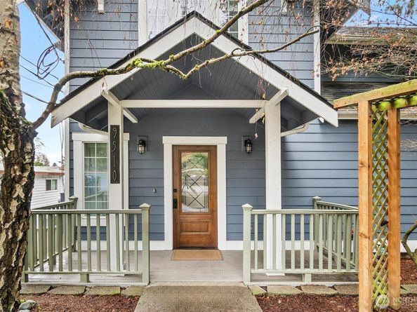 9510 9th Avenue NW, Seattle WA 98117