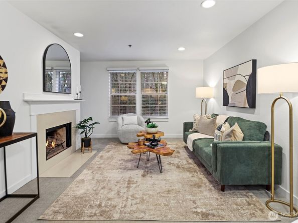 2740 118th Avenue SE 202, Bellevue WA 98005