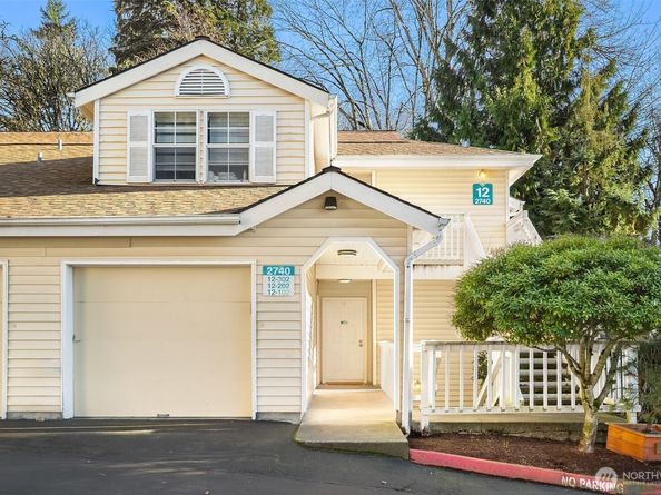 2740 118th Avenue SE 202, Bellevue WA 98005