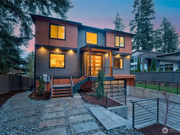 12226 NE 70th Street, Kirkland WA 98033