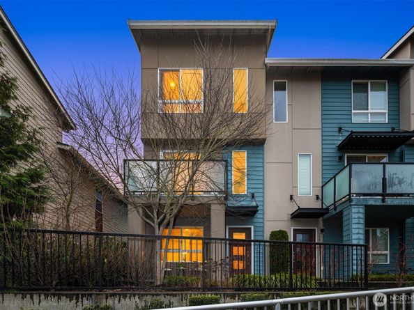 14685 35th Court NE, Lake Forest Park WA 98155