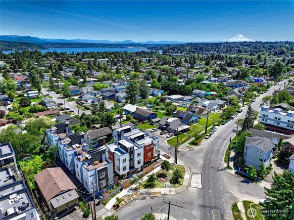 4302 S Holden Street, Seattle WA 98118