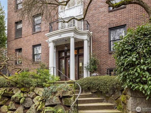 1120 17th Avenue 104, Seattle WA 98122