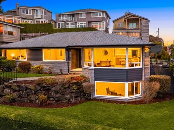 3702 W Fulton Street