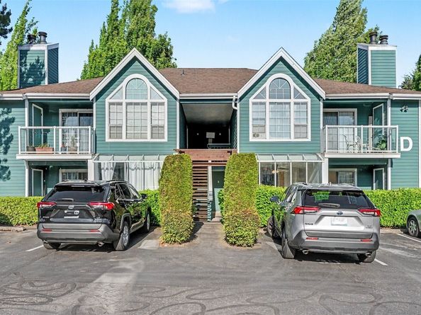16419 Spruce Way D1, Lynnwood WA 98037
